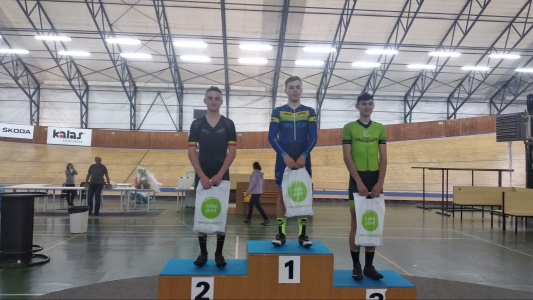 Třetí Český pohár na dráze a dvě vítězství pro Prostějov