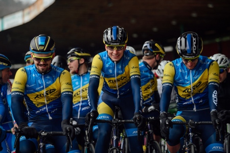 Prestižní česká klasika Brno-Velká Bíteš-Brno zahájila domácí silniční sezónu. Dan Babor v TopTen!
