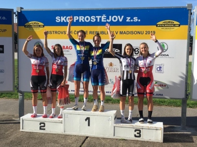 MČR v madisonu a scratchi ukončilo letní sezónu na prostějovském velodromu. 