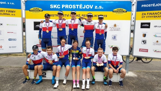 Sedmnáct mistrovských titulů získala mládež na dráhovém MČR